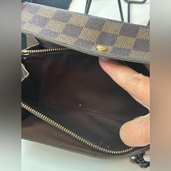 Louis Vuitton Damier Ebene International wallet - Picture 12 of 15